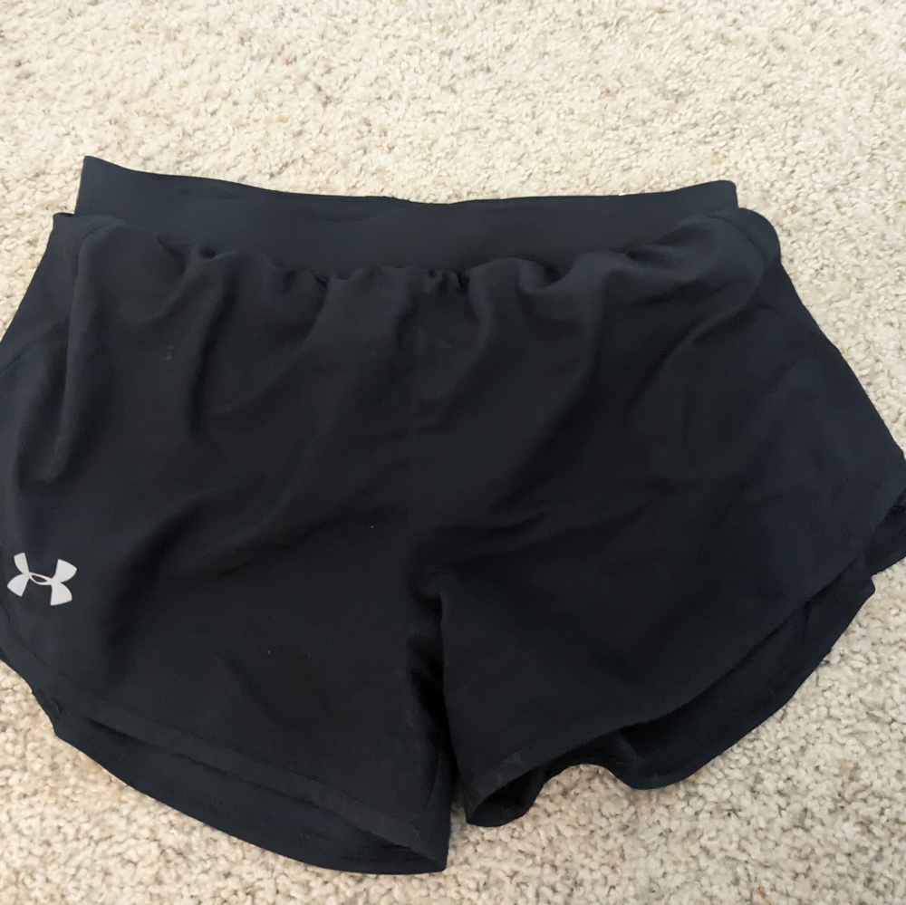 Shorts - Picture 2 of 6